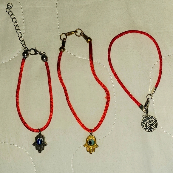 Set of 3 red strings from Jerusalem evil eye protection Hamsa Bracelet - Picture 3 of 16